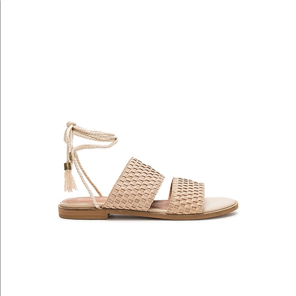 Alias Mae Thatch Sandals - Picture 1 of 6